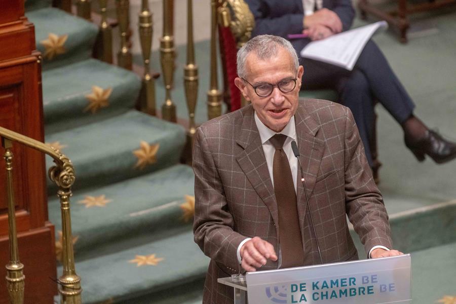 Vandenbroucke veut que les infirmières prescrivent des vaccins