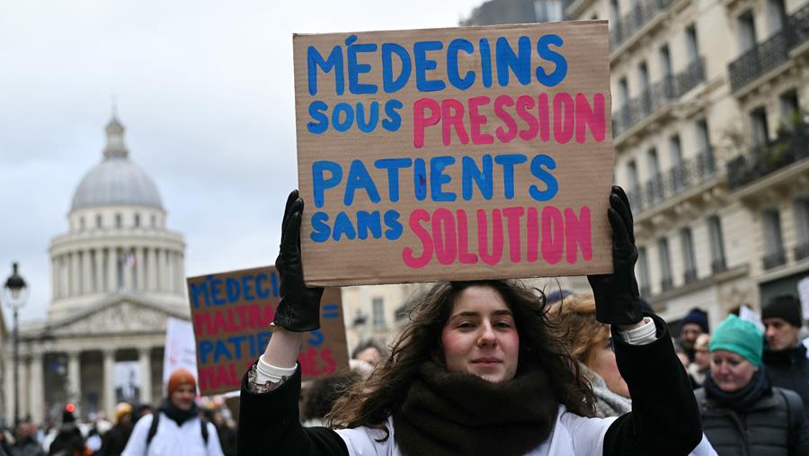 L'exil français vers Bruxelles pour échapper aux réquisitions