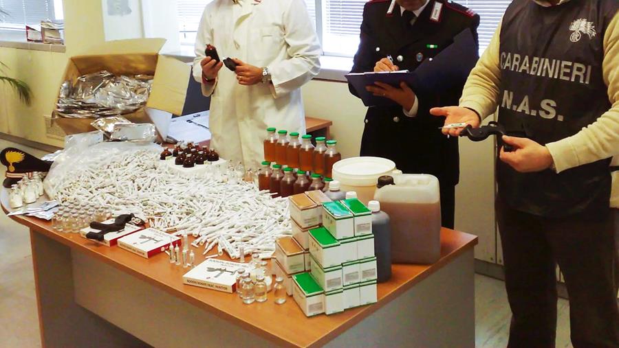 Faux médicaments: 3.354 suspects poursuivis en 2025 (Europol)