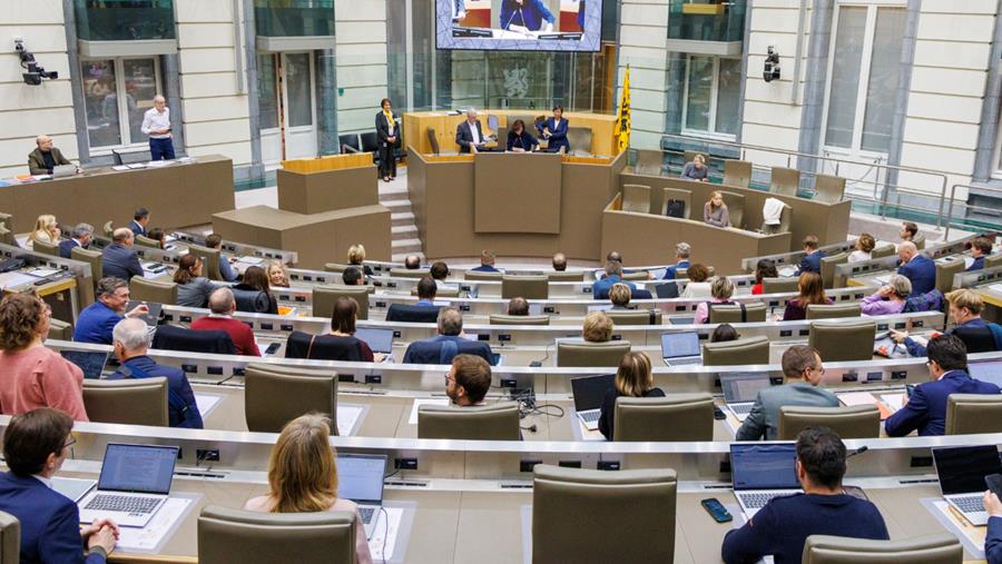 Decreet wijzigt verwerking persoonsgegevens van WUG-beoefenaars