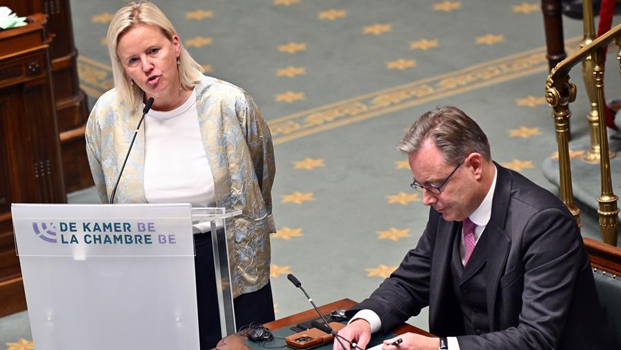 Abortus: Bart De Wever blijft op de vlakte